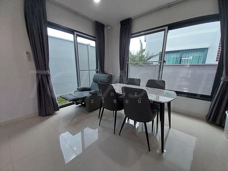 Britania Srinakarin, Samut Prakan, Namdang-Bangplee Road, Bang Kaeo, Bang Plee, Samut Prakan, 3 Bedrooms, 220 sqm, Single Detached House For Sale, by จิณณ์กระวี เตชะไชยนันท์, 500371987 - DDproperty.com