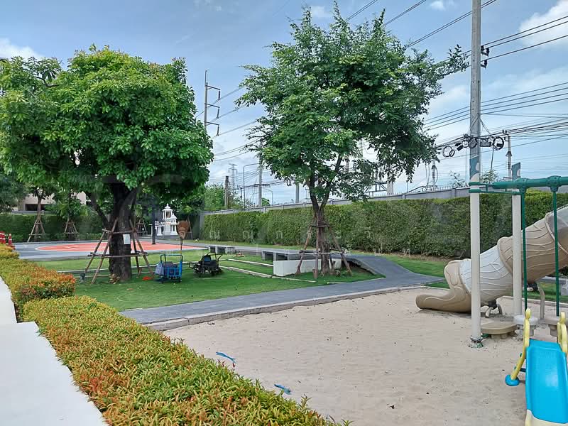 Britania Srinakarin, Samut Prakan, Namdang-Bangplee Road, Bang Kaeo, Bang Plee, Samut Prakan, 3 Bedrooms, 220 sqm, Single Detached House For Sale, by จิณณ์กระวี เตชะไชยนันท์, 500371987 - DDproperty.com