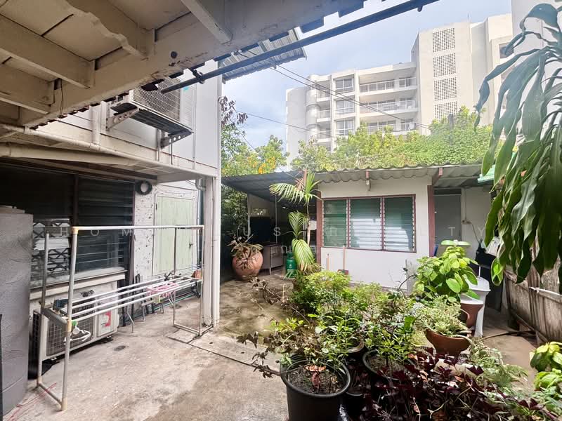 บ้านพร้อมที่ดิน เอกมัย ซอย 8, Bangkok, Phra Kanong Nua, Watthana, Bangkok, 7 Bedrooms, 650 sqm, Single Detached House For Sale, by HOMEPLUS REALTY - คุณเม, 500372098 - DDproperty.com