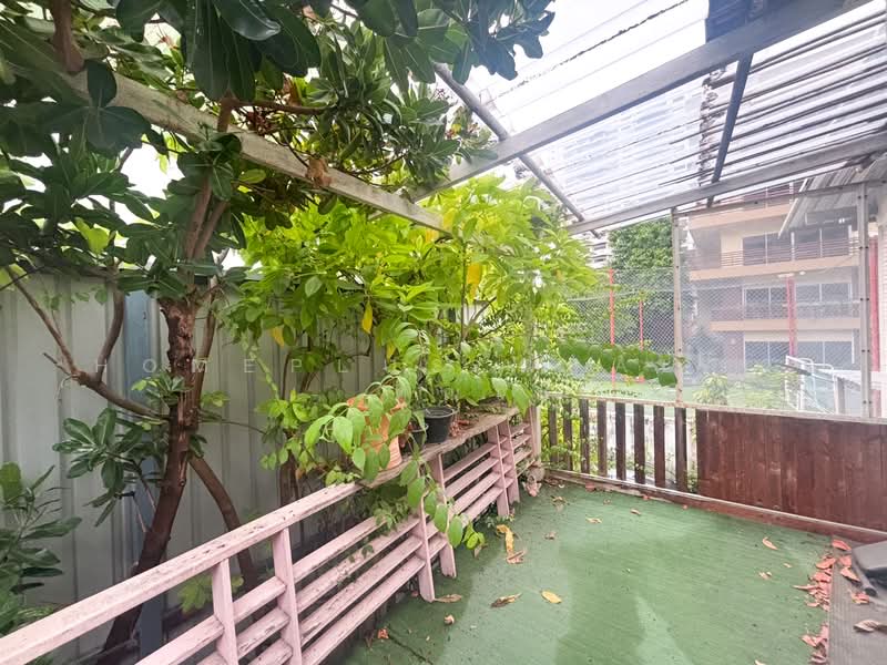 บ้านพร้อมที่ดิน เอกมัย ซอย 8, Bangkok, Phra Kanong Nua, Watthana, Bangkok, 7 Bedrooms, 650 sqm, Single Detached House For Sale, by HOMEPLUS REALTY - คุณเม, 500372098 - DDproperty.com