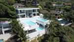 Oceanfront 8-Bedroom Villa in Kata Phuket, ภูเก็ต