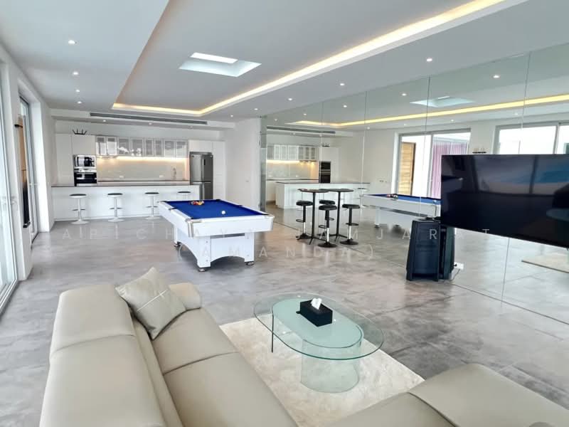 Oceanfront 8-Bedroom Villa in Kata Phuket, Phuket, Karon, Muang Phuket, Phuket, 8 Bedrooms, 800 sqm, Villa For Rent, by Apichaya Jamjarat (Amanda), 500372107 - DDproperty.com