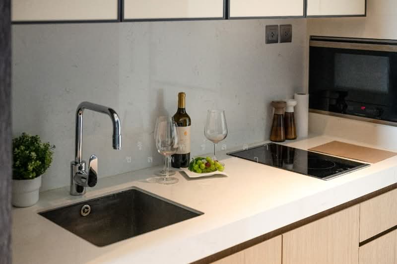 BEATNIQ Sukhumvit 32, Bangkok, Soi Sukhumvit 32, Sukhumvit Road, Khong Tan, Khlong Toei, Bangkok, 1 Bedroom, 43 sqm, Condo For Sale, by ศรินทร์ลดา ชลพฤกษา, 500372125 - DDproperty.com