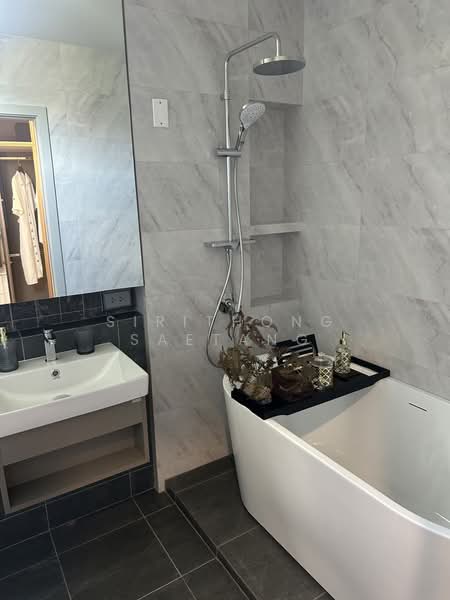 Gravitia Rama 2 - Thakam, Bangkok, Thanon Thakham, Tha Kham, Bang Khun Thian, Bangkok, 3 Bedrooms, 205 sqm, Townhouse For Sale, by Sirithong Saetang, 500372150 - DDproperty.com