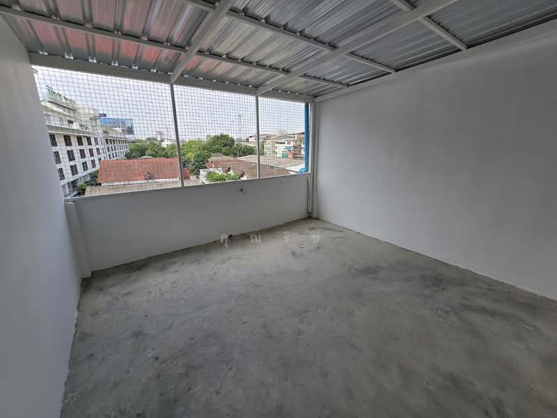 Renovated Commercial Building next to SC Park Hotel for RENT, Bangkok, Phlapphla, Wang Thonglang, Bangkok, Studio, 500 sqm, Townhouse For Rent, by คุณริช, 500372181 - DDproperty.com