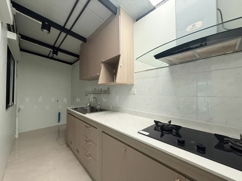 Siri Place Charan-Pinklao, Nonthaburi, Bang Kruai-Chong Tanom Road, Wat Chalo, Bang Kruai, Nonthaburi, 4 Bedrooms, 118 sqm, Townhouse For Sale, by หลังมุมพื้นที่ใหญ่ขนาดนี้หายากแล้วนะ!! ขายด่วน โครงกาาสิริเพลส จรัญฯ-ปิ่นเกล้า, 500372223 - DDproperty.com