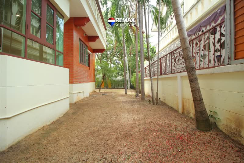 Corner House Opposite the Park | Vararom Pracha Uthit 98, Samut Prakan, ประชาอุทิศ, Nai Khlong Bang Pla Kot, Phra Samut Jadee, Samut Prakan, 4 Bedrooms, 340 sqm, Single Detached House For Sale, by Poonyawee Puthong, 500372242 - วรารมย์ ประชาอุทิศ มุม หน้าสวน 162 ตรว. - DDproperty.com
