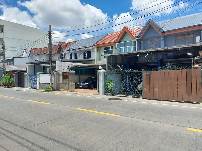 ทาวน์เฮ้าส์บางกะปิ กรุงเทพมหานคร, Bangkok, Khlong Chan, Bang Kapi, Bangkok, 3 Bedrooms, 100 sqm, Townhouse For Sale, by The Best Property เรย์, 500372263 - DDproperty.com