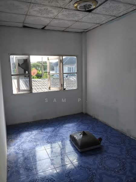 ทาวน์เฮ้าส์ ซอยทหารบก2, Pathum Thani, ลำลูกกา, Khu Khot, Lam Luk Ka, Pathum Thani, 2 Bedrooms, 104 sqm, Townhouse For Sale, by Sam P., 500372269 - DDproperty.com
