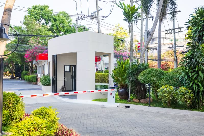 Saranchol Condominium, Chon Buri (Pattaya), Na Kloe, Bang Lamung (Pattaya), Chon Buri (Pattaya), 3 Bedrooms, 268 sqm, Condo For Sale, by Sugunya Tantumnu, 500372285 - DDproperty.com
