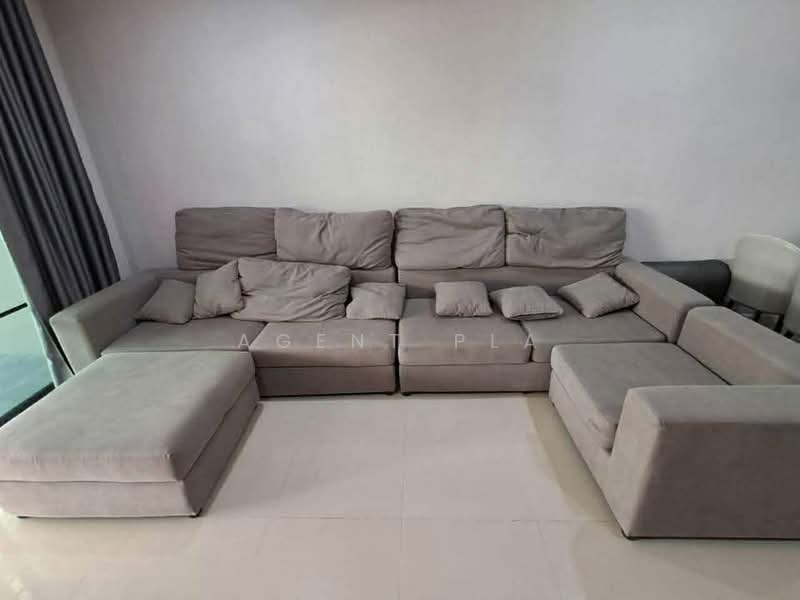Baan Klang Muang Ladprao 101 Station, Bangkok, Soi Ladprao 101 Yeak 42, Khlong Chan, Bang Kapi, Bangkok, 4 Bedrooms, 104 sqm, Single Detached House For Rent, by Agent Pla, 500372298 - DDproperty.com