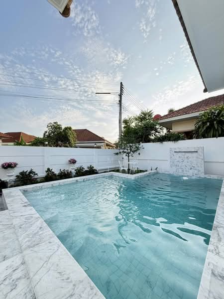 Chaiyaphruek Silver Bell, Chon Buri (Pattaya), Bang Lamung, Bang Lamung (Pattaya), Chon Buri (Pattaya), 4 Bedrooms, 276 sqm, Villa For Sale, by Saimaii Russiphat, 500372355 - DDproperty.com