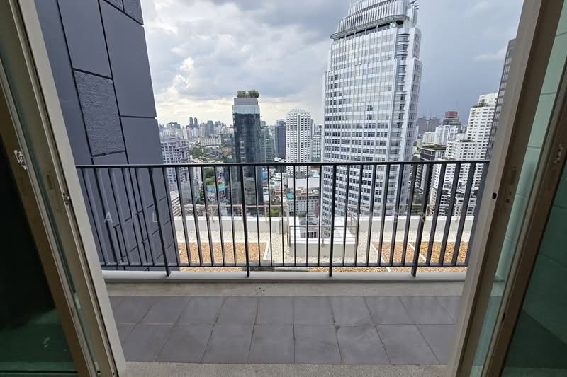 Siri At Sukhumvit, Bangkok, 902 Sukhumvit Road, Phra Kanong, Khlong Toei, Bangkok, 3 Bedrooms, 114 sqm, Condo For Sale, by Ailada Ngamsri, 500372362 - DDproperty.com