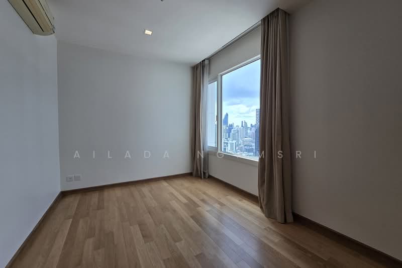 Siri At Sukhumvit, Bangkok, 902 Sukhumvit Road, Phra Kanong, Khlong Toei, Bangkok, 3 Bedrooms, 114 sqm, Condo For Sale, by Ailada Ngamsri, 500372362 - DDproperty.com