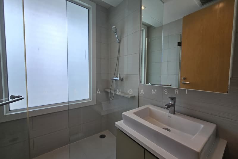 Siri At Sukhumvit, Bangkok, 902 Sukhumvit Road, Phra Kanong, Khlong Toei, Bangkok, 3 Bedrooms, 114 sqm, Condo For Sale, by Ailada Ngamsri, 500372362 - DDproperty.com