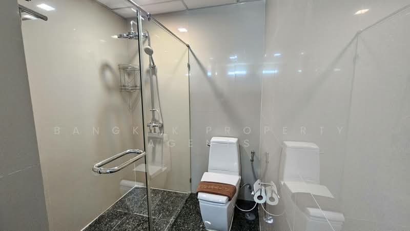 42 Grand Residence, Bangkok, 24 Soi Sukhumvit 42, Phra Kanong, Khlong Toei, Bangkok, 2 Bedrooms, 135 sqm, Condo For Rent, by BANGKOK PROPERTY AGENTS, 500372373 - DDproperty.com