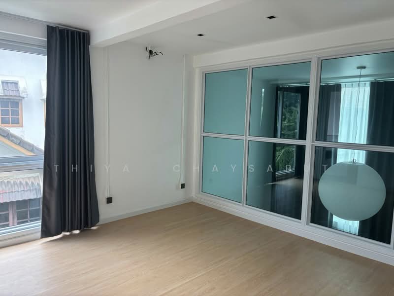 บ้านเดี่ยวรัชดา32 เนื้อที่ 50 ตร.ว. 4ห้องนอน, Bangkok, Huai Khwang, Huai Khwang, Bangkok, 4 Bedrooms, 180 sqm, Single Detached House For Sale, by Thiya​ Chaysabut, 500372382 - DDproperty.com