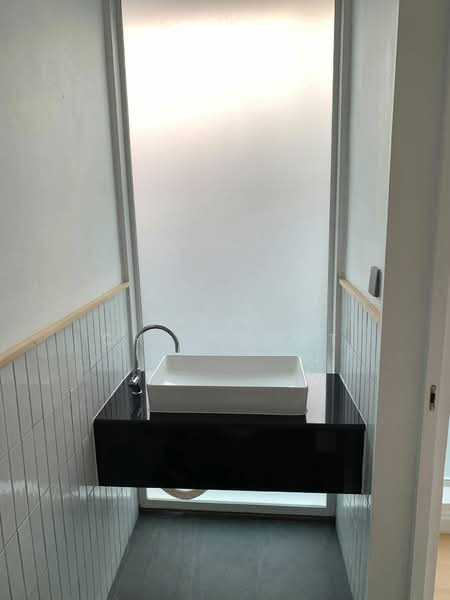 บ้านเดี่ยวรัชดา32 เนื้อที่ 50 ตร.ว. 4ห้องนอน, Bangkok, Huai Khwang, Huai Khwang, Bangkok, 4 Bedrooms, 180 sqm, Single Detached House For Sale, by Thiya​ Chaysabut, 500372382 - DDproperty.com