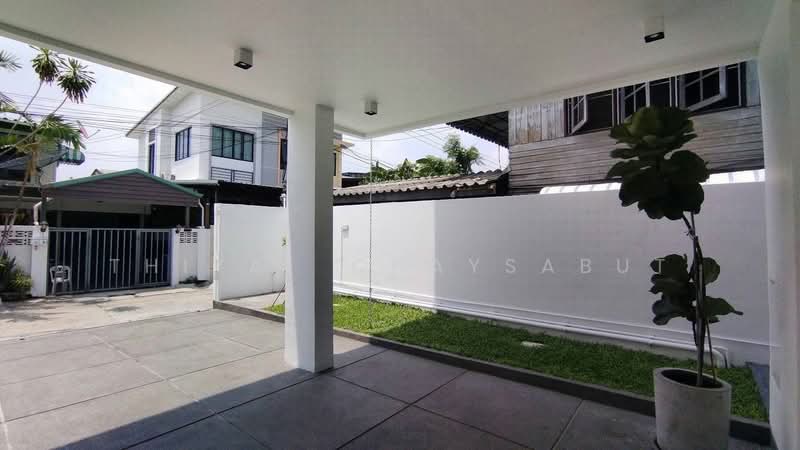 บ้านเดี่ยวรัชดา32 เนื้อที่ 50 ตร.ว. 4ห้องนอน, กรุงเทพ, ห้วยขวาง, กรุงเทพ, 180 ตร.ม., บ้านเดี่ยว ขาย, โดย Thiya Chaysabut, 500372382 - DDproperty.com