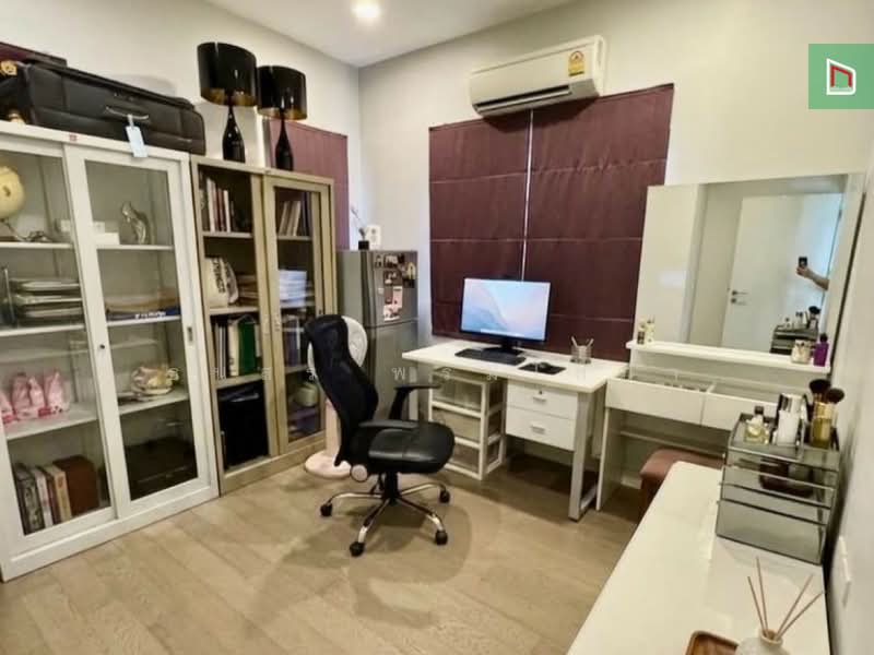 Setthasiri Charun-Pinklao, Bangkok, Lieb Tangrotfai Road, Bang Khun Non, Bangkok Noi, Bangkok, 4 Bedrooms, 245 sqm, Single Detached House For Sale, by ธนสร พรมโสภา, 500372410 - DDproperty.com