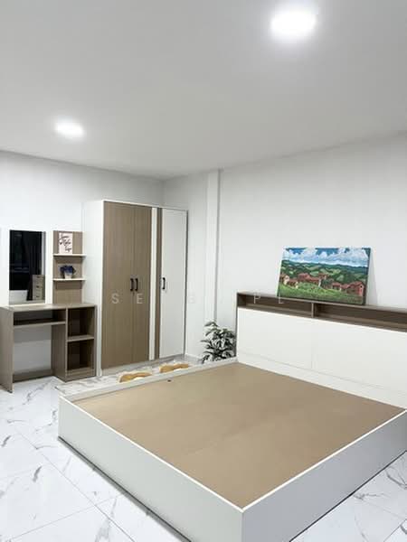 ให้เช่าทาวน์โฮม 3ชั้น ใกล้เลียบด่วนเอกมัย-รามอินทรา ถนนรามอินทราซอย 34, กรุงเทพ, ท่าแร้ง, บางเขน, กรุงเทพ, 200 ตร.ม., ทาวน์เฮ้าส์ ให้เช่า, โดย Seng .PL, 500372423 - DDproperty.com