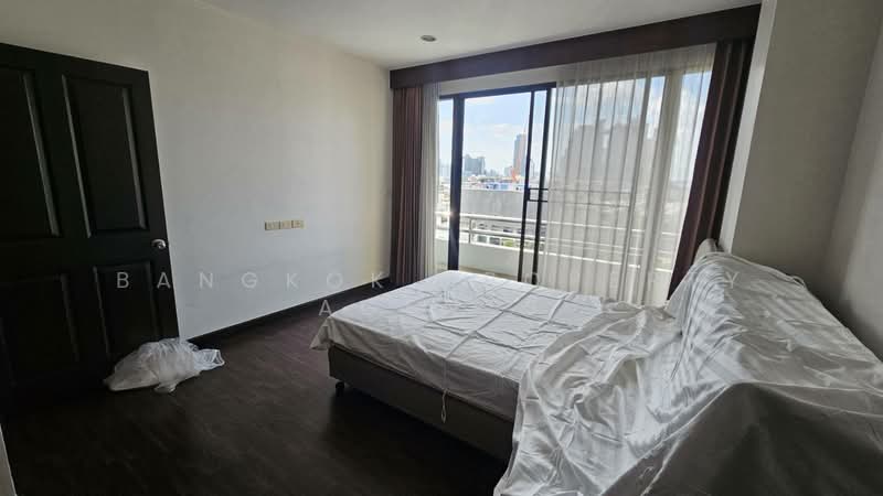 Baan Thai Living Ekkamai, Bangkok, 40 Soi Pridi Banomyong 31, Khlong Tan Nua, Watthana, Bangkok, 2 Bedrooms, 158 sqm, Condo For Rent, by BANGKOK PROPERTY AGENTS, 500372425 - DDproperty.com