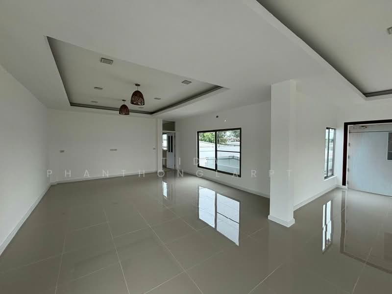 Warehouse with Office for Rent, Nuanchan, 750 sq.m, 136 sq.wa., Bangkok, Nuan Chan, Bueng Kum, Bangkok, , 750 sqm, Warehouse/Factory For Rent, by Tida phanthonglarptawee, 500372436 - DDproperty.com