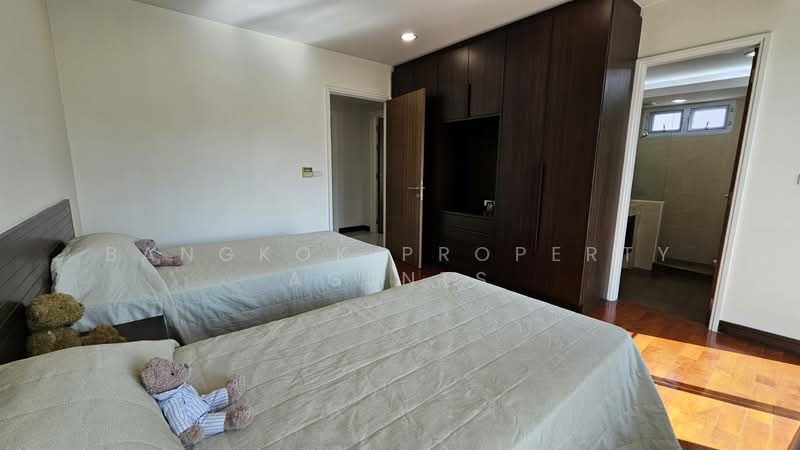 Blossom Ville, Bangkok, Sukhumvit 63 Road, Phra Kanong Nua, Watthana, Bangkok, 3 Bedrooms, 258 sqm, Condo For Rent, by BANGKOK PROPERTY AGENTS, 500372460 - DDproperty.com