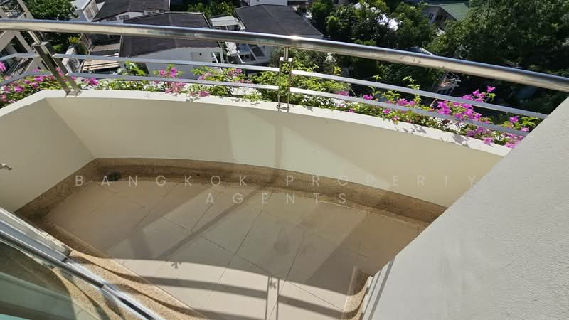 Blossom Ville, Bangkok, Sukhumvit 63 Road, Phra Kanong Nua, Watthana, Bangkok, 3 Bedrooms, 258 sqm, Condo For Rent, by BANGKOK PROPERTY AGENTS, 500372460 - DDproperty.com