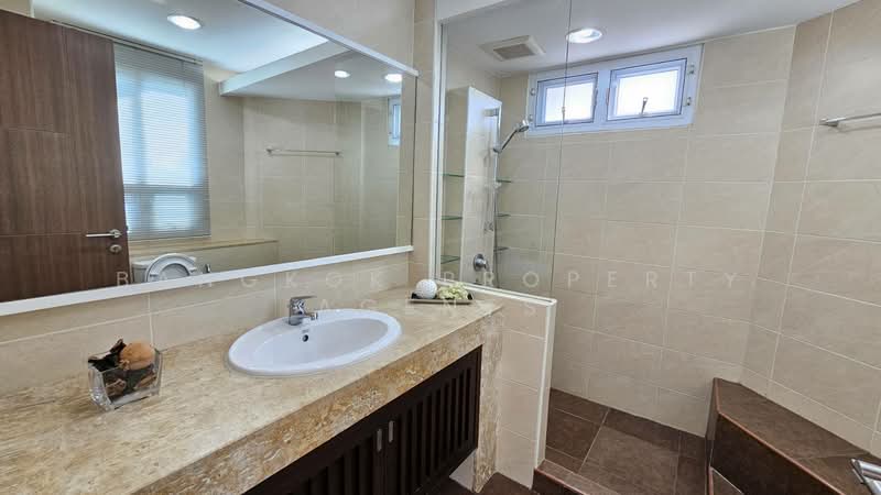 Blossom Ville, Bangkok, Sukhumvit 63 Road, Phra Kanong Nua, Watthana, Bangkok, 3 Bedrooms, 258 sqm, Condo For Rent, by BANGKOK PROPERTY AGENTS, 500372460 - DDproperty.com