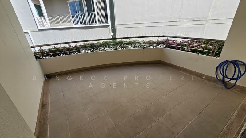 Blossom Ville, Bangkok, Sukhumvit 63 Road, Phra Kanong Nua, Watthana, Bangkok, 3 Bedrooms, 258 sqm, Condo For Rent, by BANGKOK PROPERTY AGENTS, 500372460 - DDproperty.com