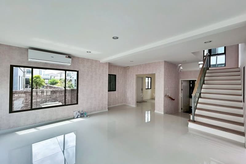 Passorn Romklao-Ramkhamhaeng, Bangkok, Romklao Soi 6/1, Min Buri, Bangkok, 3 Bedrooms, 150 sqm, Single Detached House For Sale, by สง่าชัย ไทรทองคำ, 500372495 - DDproperty.com