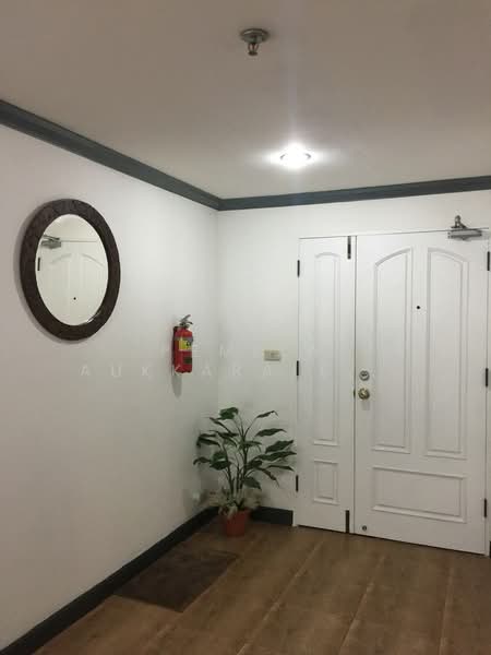 Las Colinas, Bangkok, Sukhumvit 21 Road, Khlongtoei Nua, Watthana, Bangkok, 2 Bedrooms, 141 sqm, Condo For Sale, by Pemika Aukkaraleekul, 500372517 - DDproperty.com
