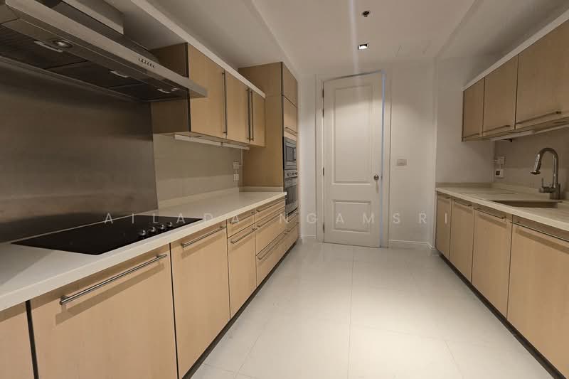 Athenee Residence, Bangkok, 65 Witthayu Road, Lumphini, Pathum Wan, Bangkok, 3 Bedrooms, 178 sqm, Condo For Rent, by Ailada Ngamsri, 500372519 - DDproperty.com