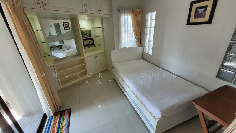 Fifty Fifth Tower, Bangkok, 84 Soi Sukhumvit 55, Sukhumvit Road, Khlong Tan Nua, Watthana, Bangkok, 3 Bedrooms, 165 sqm, Condo For Rent, by BANGKOK PROPERTY AGENTS, 500372546 - DDproperty.com