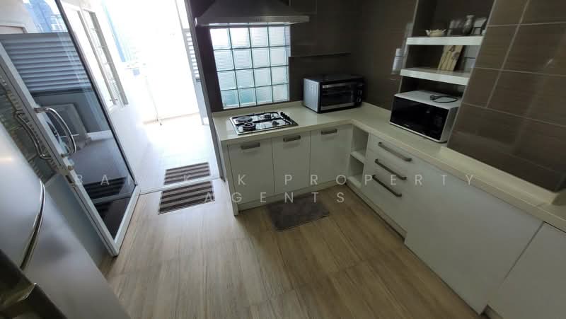 Fifty Fifth Tower, Bangkok, 84 Soi Sukhumvit 55, Sukhumvit Road, Khlong Tan Nua, Watthana, Bangkok, 3 Bedrooms, 165 sqm, Condo For Rent, by BANGKOK PROPERTY AGENTS, 500372546 - DDproperty.com
