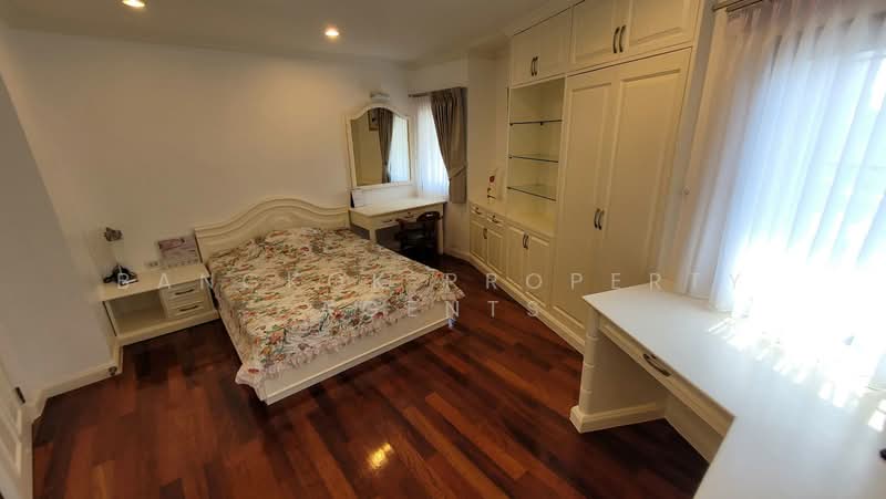 Fifty Fifth Tower, Bangkok, 84 Soi Sukhumvit 55, Sukhumvit Road, Khlong Tan Nua, Watthana, Bangkok, 3 Bedrooms, 165 sqm, Condo For Rent, by BANGKOK PROPERTY AGENTS, 500372546 - DDproperty.com
