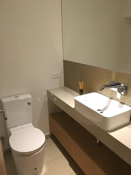 The Lofts Ekkamai, Bangkok, 1415 Sukhumvit Road, Phra Kanong Nua, Watthana, Bangkok, 2 Bedrooms, 74 sqm, Condo For Sale, by Pemika Aukkaraleekul, 500372549 - DDproperty.com