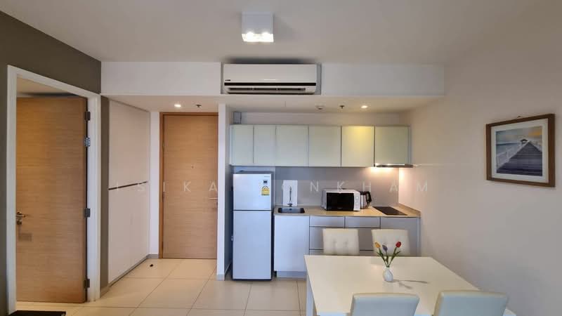 The Lofts Ekkamai, Bangkok, 1415 Sukhumvit Road, Phra Kanong Nua, Watthana, Bangkok, 1 Bedroom, 40 sqm, Condo For Rent, by Isika Tonkham, 500372553 - DDproperty.com