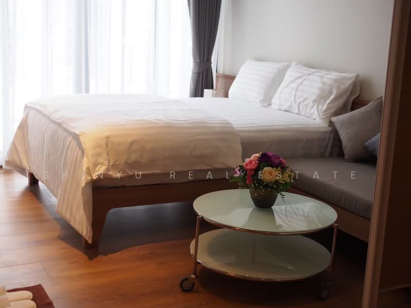 Park Origin Phrom Phong (Park 24), Bangkok, 68 Soi Sukhumvit 24, Khong Tan, Khlong Toei, Bangkok, 1 Bedroom, 28 sqm, Condo For Rent, by Shinyu Real Estate, 500372556 - DDproperty.com