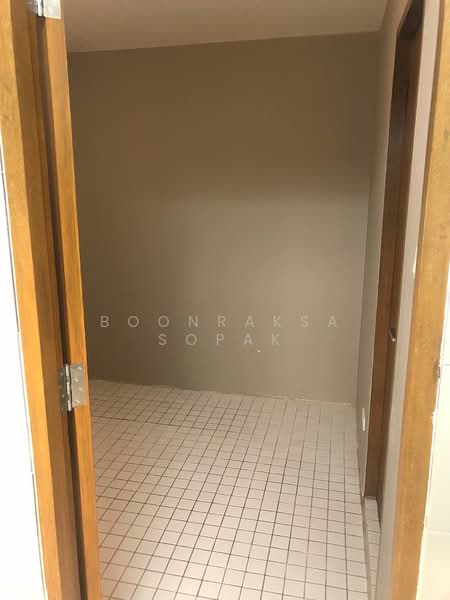 United Tower Thonglor, Bangkok, 333 Soi Thonglor 17, Khlong Tan Nua, Watthana, Bangkok, 2 Bedrooms, 172 sqm, Condo For Rent, by Boonraksa Sopak, 500372574 - DDproperty.com