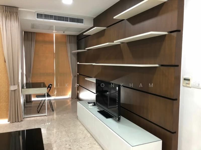 Nusasiri Grand, Bangkok, Soi Sukhumvit 42, Phra Kanong, Khlong Toei, Bangkok, 1 Bedroom, 80 sqm, Condo For Rent, by Isika Tonkham, 500372583 - DDproperty.com