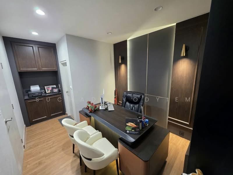 Centro Bangna, Samut Prakan, 111 Soi 3, Bang Kaeo, Bang Plee, Samut Prakan, 4 Bedrooms, 400 sqm, Single Detached House For Sale, by Suchada Yodyiem, 500372611 - DDproperty.com