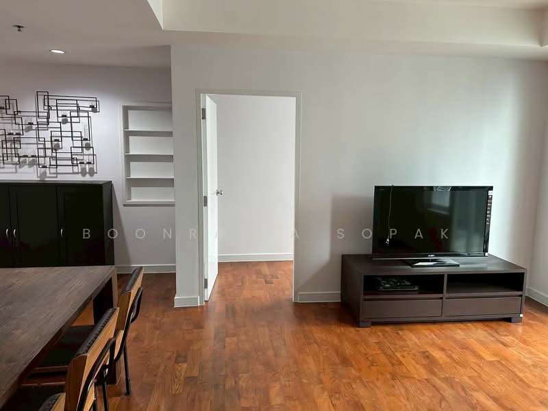 Baan Siri 24, Bangkok, 39 Sukhumvit 24 Alley, Khong Tan, Khlong Toei, Bangkok, 2 Bedrooms, 91 sqm, Condo For Rent, by Boonraksa Sopak, 500372632 - DDproperty.com