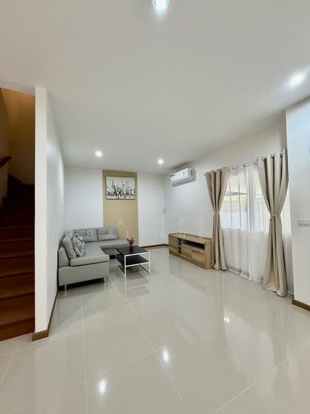 บ้านขาย The First Phuket 3 ห้องนอน 81 ตร.ม. ทำเลรัษฎา ใกล้เมืองภูเก็ต, ภูเก็ต, รัษฎา, เมืองภูเก็ต, ภูเก็ต, 81 ตร.ม., บ้านเดี่ยว ขาย, โดย Fazwaz (Thailand) Co., Ltd., 500372641 - DDproperty.com