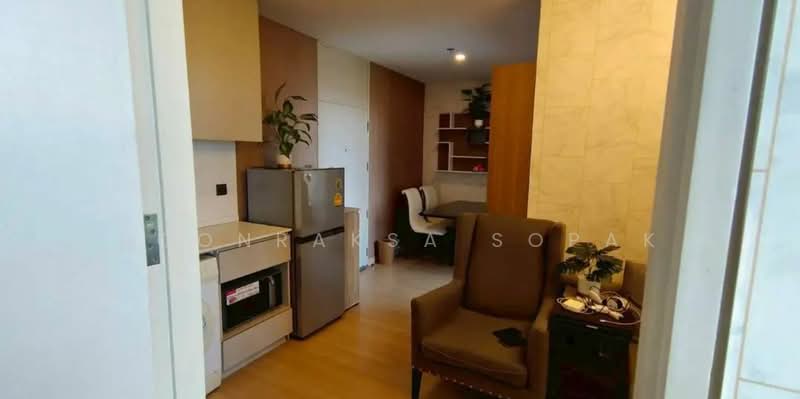 Lumpini Suite Phetchaburi-Makkasan, Bangkok, 1515 Phetchaburi Rd, Makkasan, Ratchathewi, Bangkok, 2 Bedrooms, 41 sqm, Condo For Rent, by Boonraksa Sopak, 500372657 - DDproperty.com