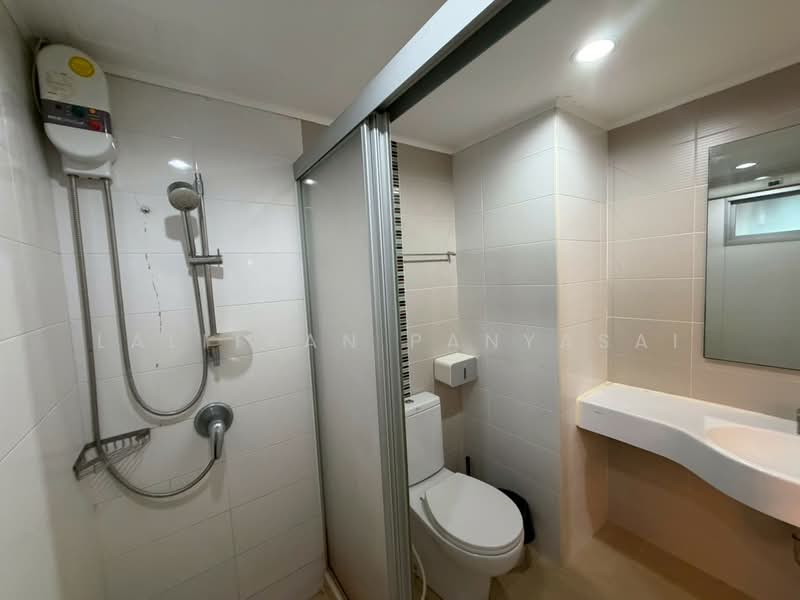 Lumpini Place Rama 9-Ratchada, Bangkok, Rama 9 Road, Huai Khwang, Bangkok, 2 Bedrooms, 71 sqm, Condo For Rent, by Lalitkan Panyasai, 500372661 - DDproperty.com