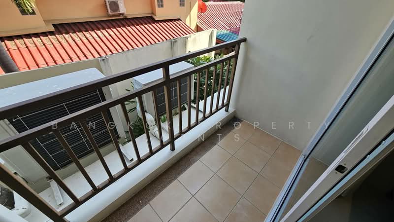 NS Residence, Bangkok, 96 Soi Charoenmitr, 10 Ekkamai Rd, Phra Kanong Nua, Watthana, Bangkok, 1 Bedroom, 70 sqm, Condo For Rent, by BANGKOK PROPERTY AGENTS, 500372669 - DDproperty.com