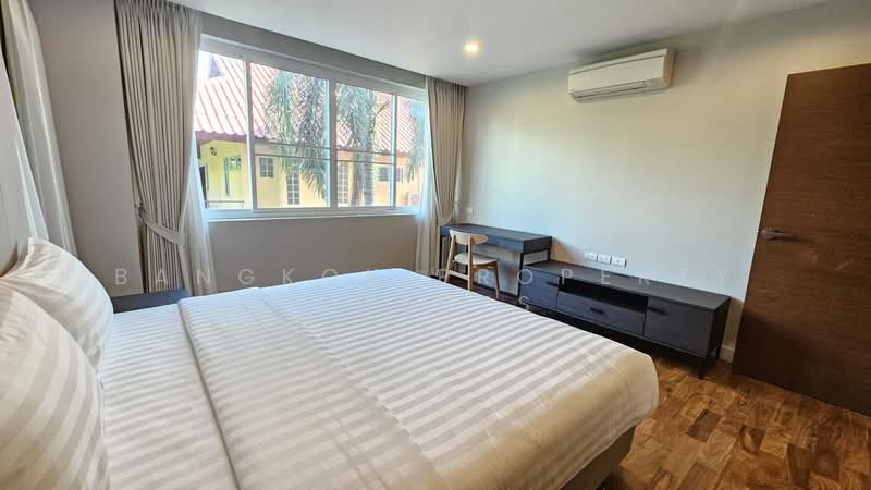 NS Residence, Bangkok, 96 Soi Charoenmitr, 10 Ekkamai Rd, Phra Kanong Nua, Watthana, Bangkok, 1 Bedroom, 70 sqm, Condo For Rent, by BANGKOK PROPERTY AGENTS, 500372669 - DDproperty.com