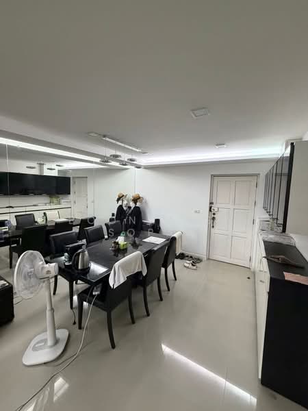 Fragrant 71, Bangkok, 19 Pridi Banomyong 14 Alley, Phra Kanong Nua, Watthana, Bangkok, 2 Bedrooms, 115 sqm, Condo For Rent, by Boonraksa Sopak, 500372700 - DDproperty.com